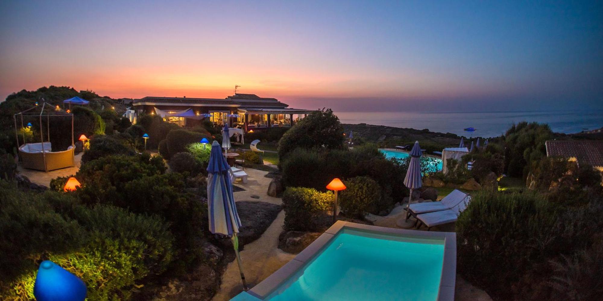 Bajaloglia Resort Кастельсардо Екстер'єр фото